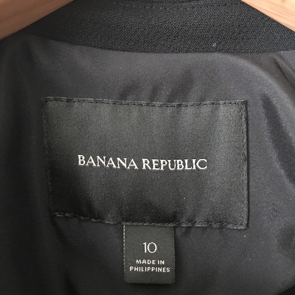 Banana Republic Black Blazer - Picture 2 of 4